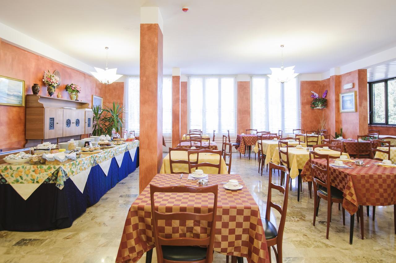 Hotel Edelweiss Cervia Kültér fotó